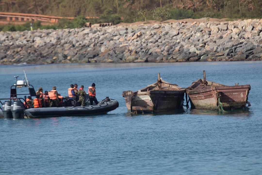 8 unregistered boats seized in major anti-bunkering operation by Western Naval Command